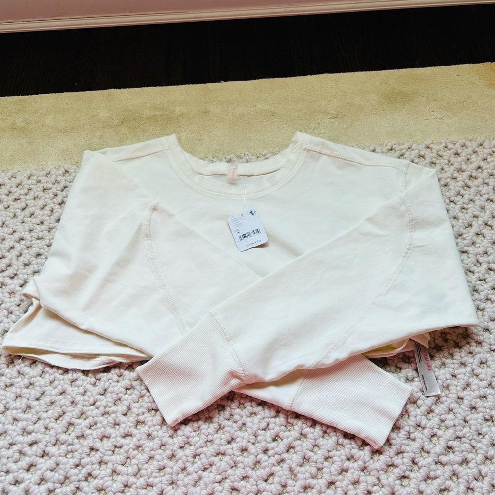 NWT Free People FP Movement Crop Sweatshirt Ivory Size Small - Picture 3 of 8